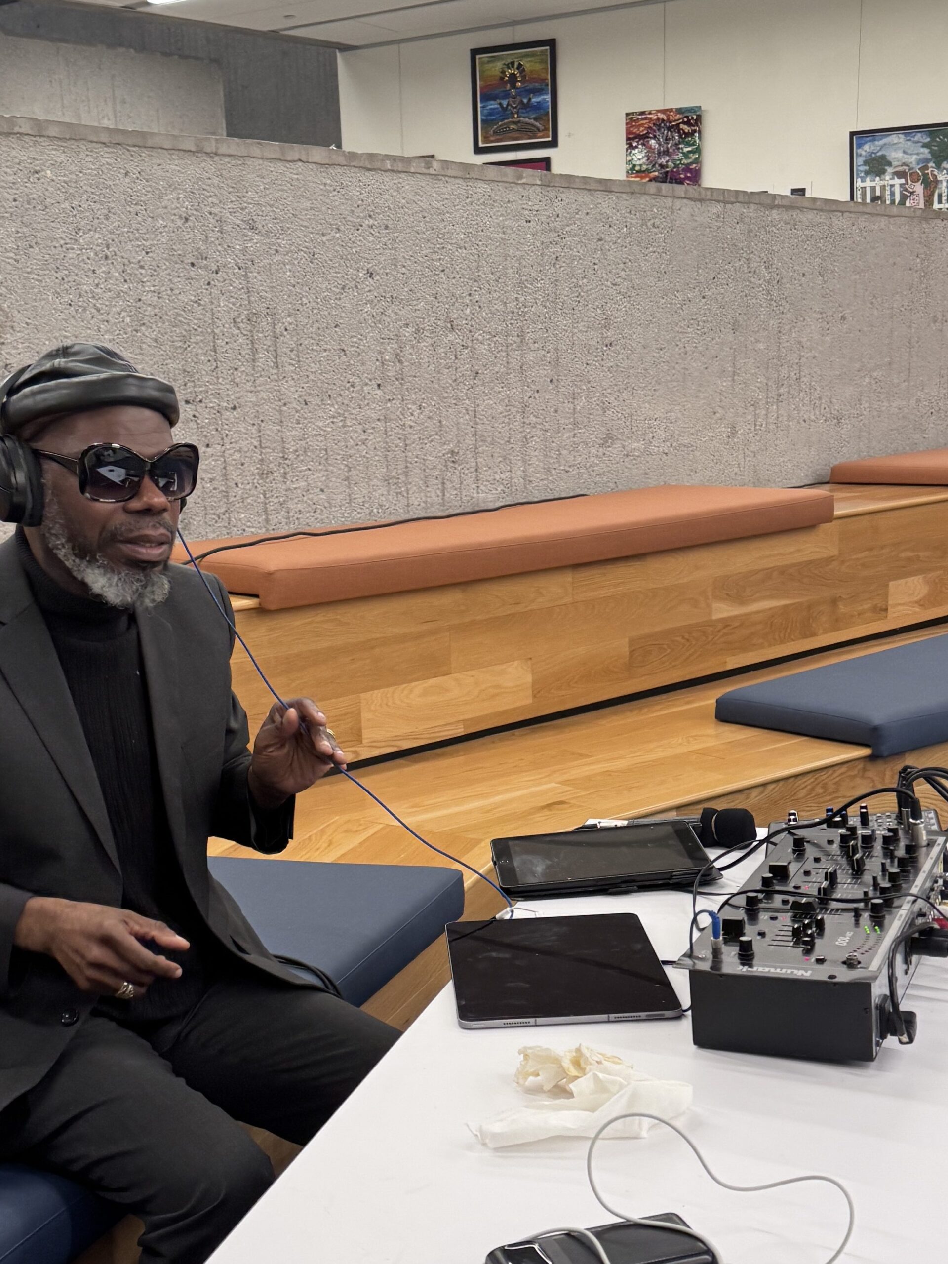 Home Image of blind DJ